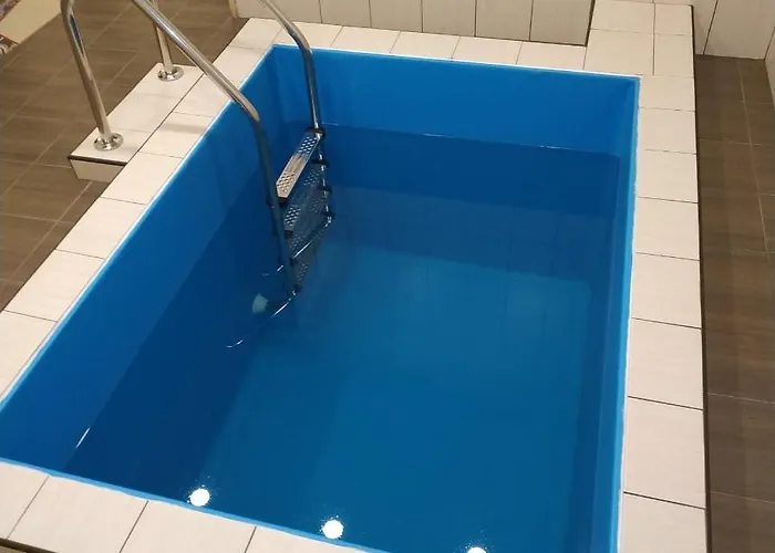 Otel оселя *